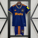NEWCASTLE II 25/26 CONJUNTO INFANTIL